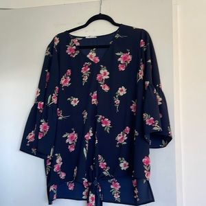 Floral print blouse navy with pink flowers